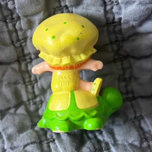 Strawberry Shortcake PVC Set - Picture 8 of 9